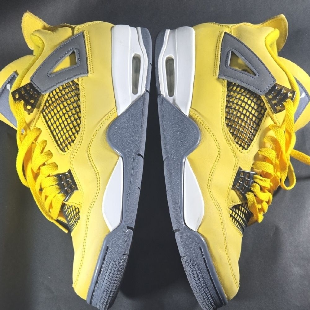 Air Jordan 4 Retro Lightning Yellow Mens Sz 11 - Picture 3 of 8